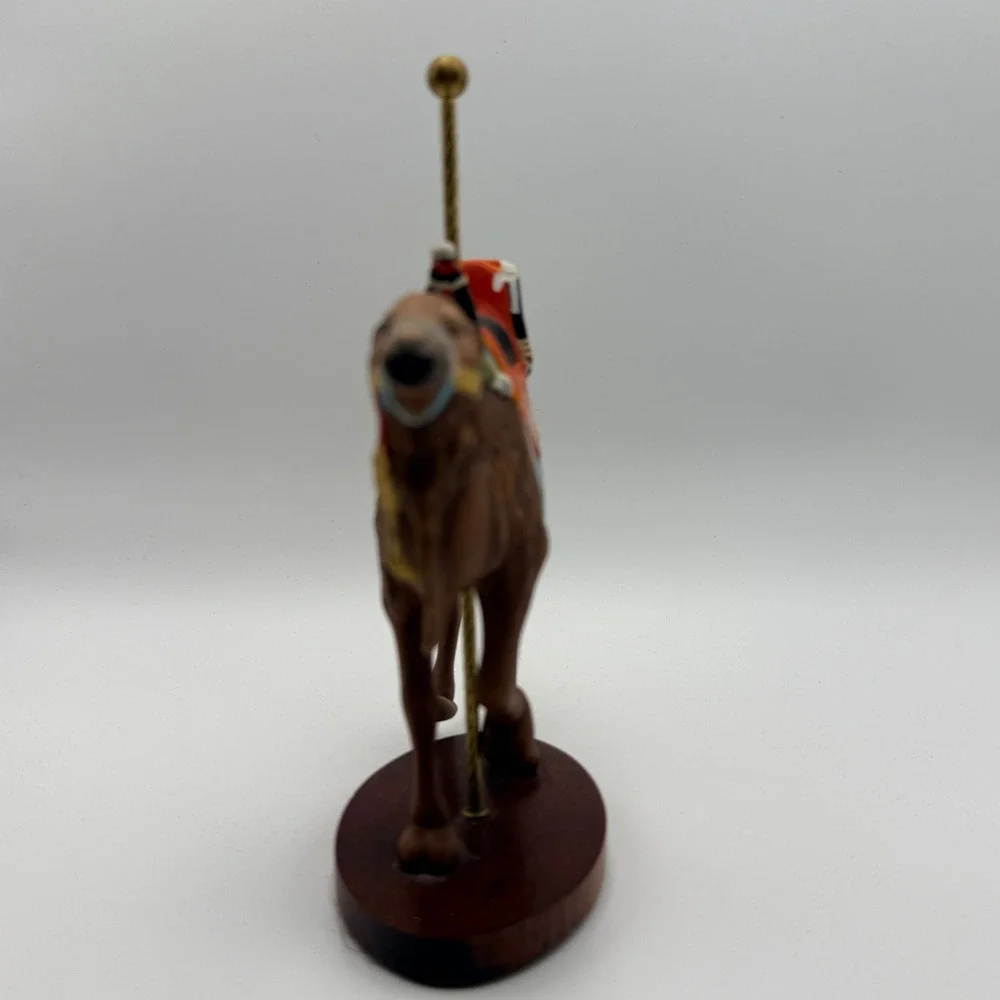 Heritage Heirloom Carousel‎ Animal Figurines Musical Base Set Multicolored Wood